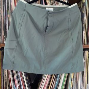 Columbia hiking skort